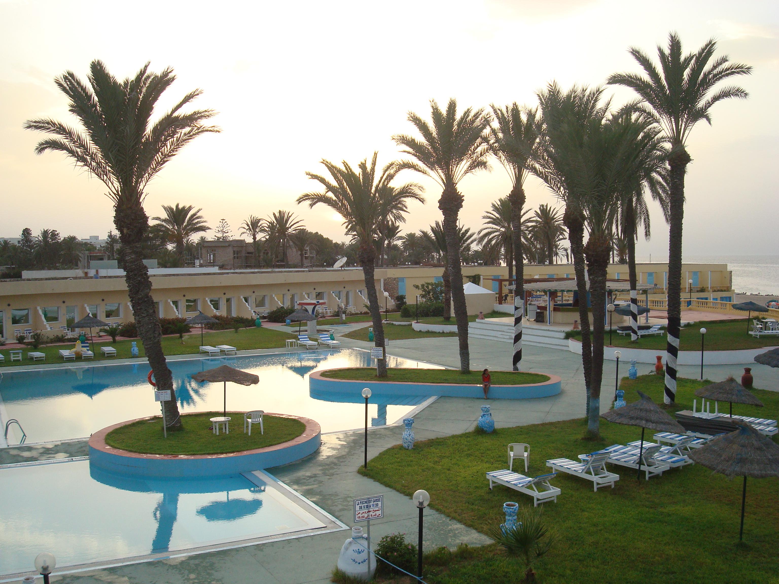 Hotel Les Palmiers Monastir Exterior foto