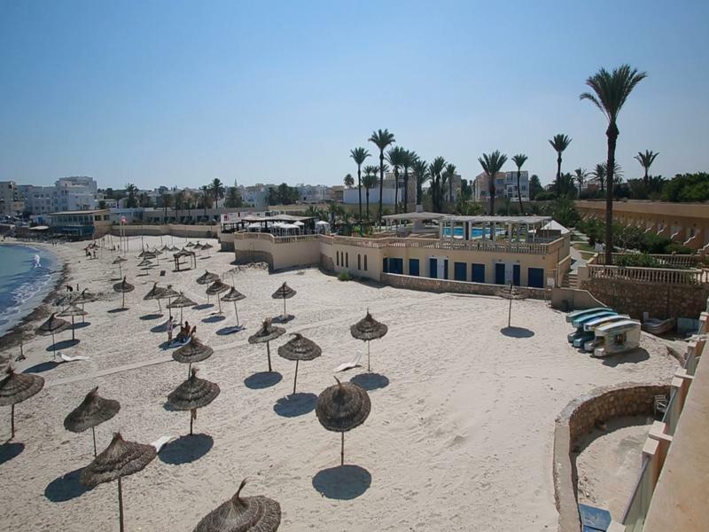 Hotel Les Palmiers Monastir Exterior foto